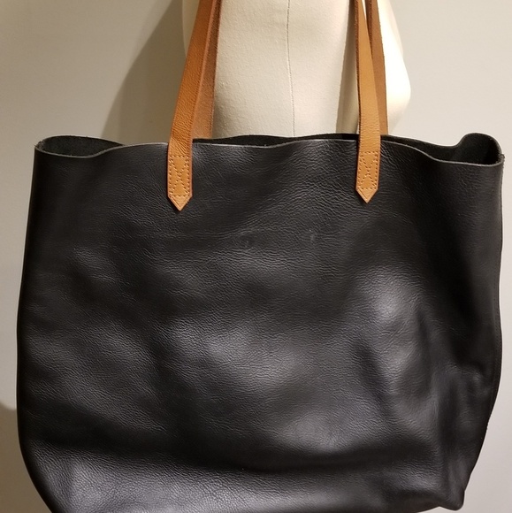 Madewell Handbags - Madewell Transport Tote in black with brown handle